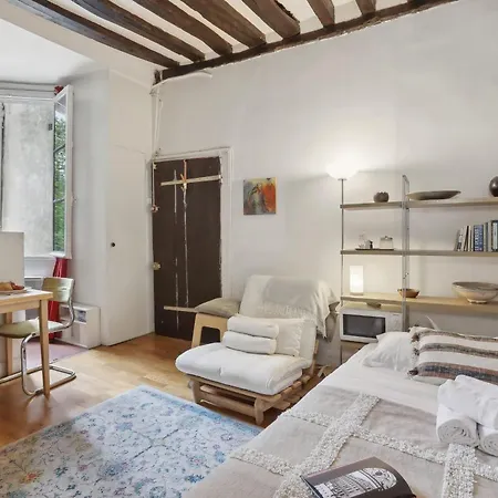 Bnbnova - La Seine & Rivoli Apartment *